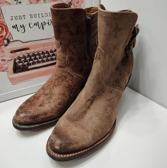 🥰EUC Lucchese Catalina Floral Genuine Leather Distressed Zip Ankle Boots, 7.5 - Picture 5 of 16